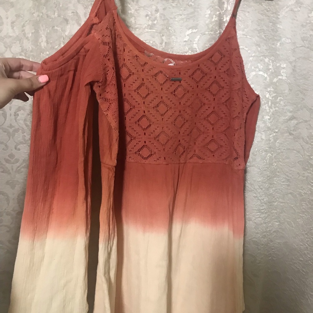 Buckle Element Tunic - Picture 2 of 5
